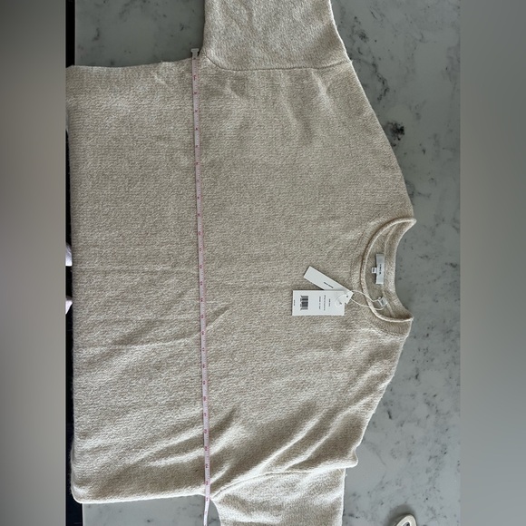 ✨NWT✨ Vince Wool Crewneck Sweater - Picture 7 of 13